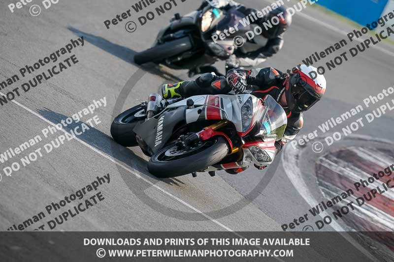 donington no limits trackday;donington park photographs;donington trackday photographs;no limits trackdays;peter wileman photography;trackday digital images;trackday photos